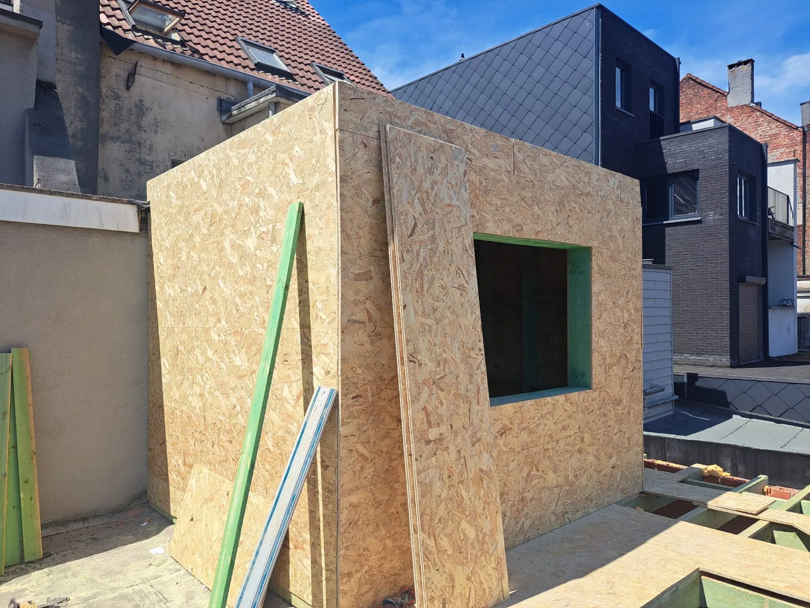 Dakkapel in houtskelet met OSB-beplating